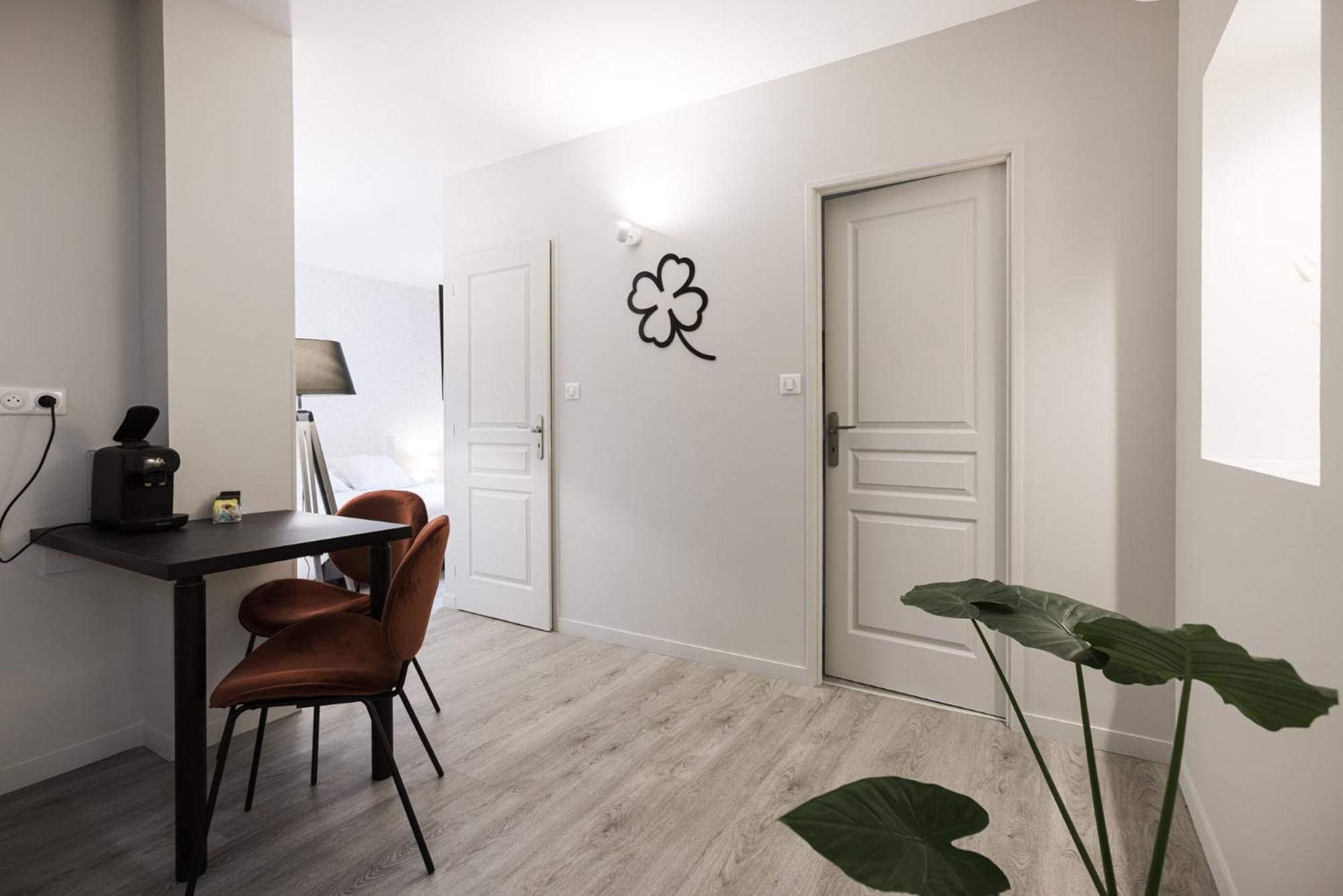 Le Trefle A Quatre Feuilles Hotel Siorac-en-Périgord Kültér fotó